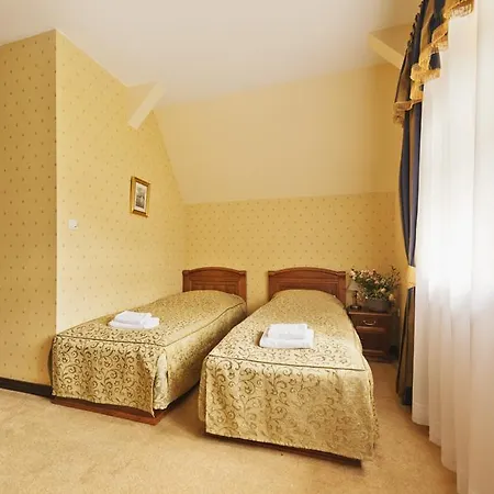 Hotel Zamek Von Treskov Strykowo