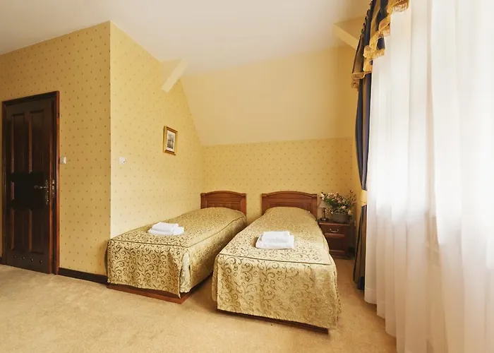 Hotel Zamek Von Treskov Strykowo